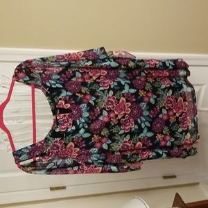 $5 ITEM. Catherine's floral off shoulder top. Size 2X. MUST BUNDLE